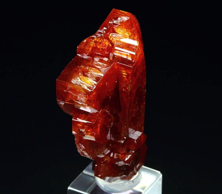 gemmy VANADINITE