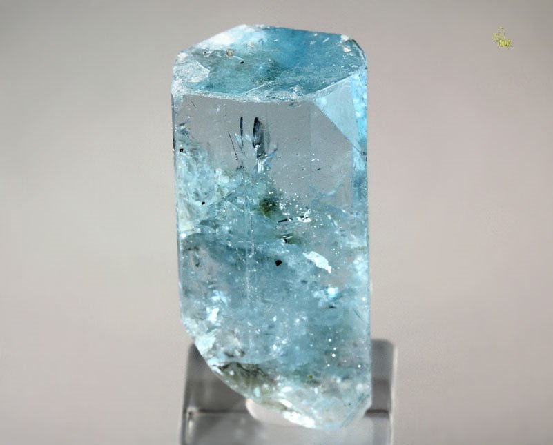 blue GEM TOPAZ