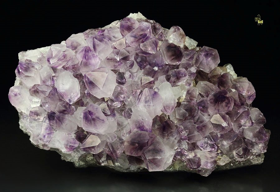 QUARTZ var. AMETHYST