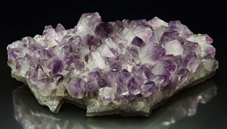 QUARTZ var. AMETHYST