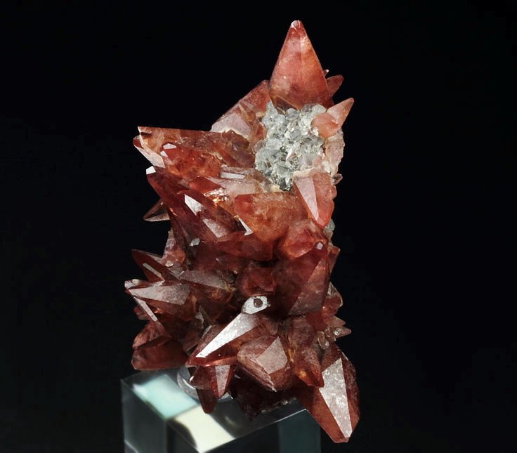 gem RHODOCHROSITE, FLUORITE