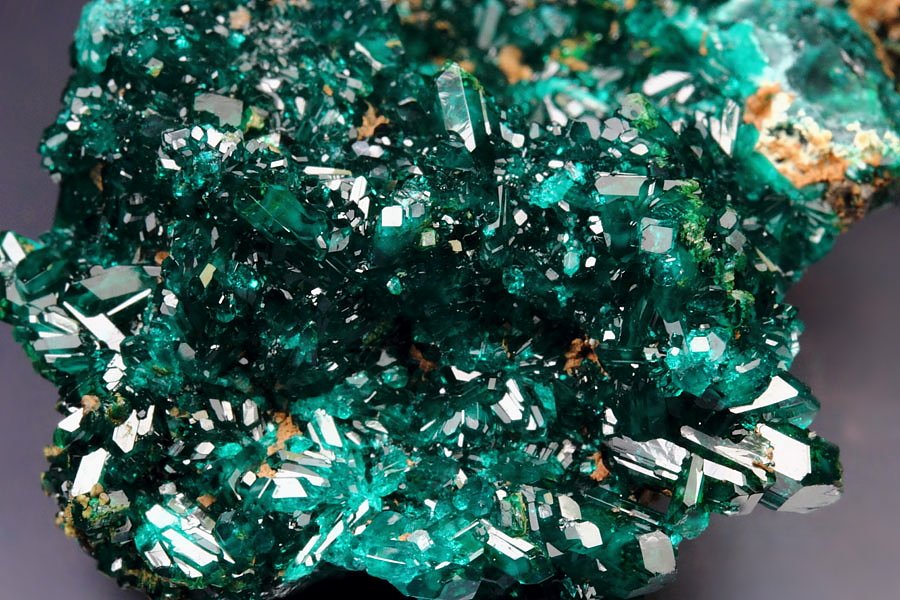 gem DIOPTASE