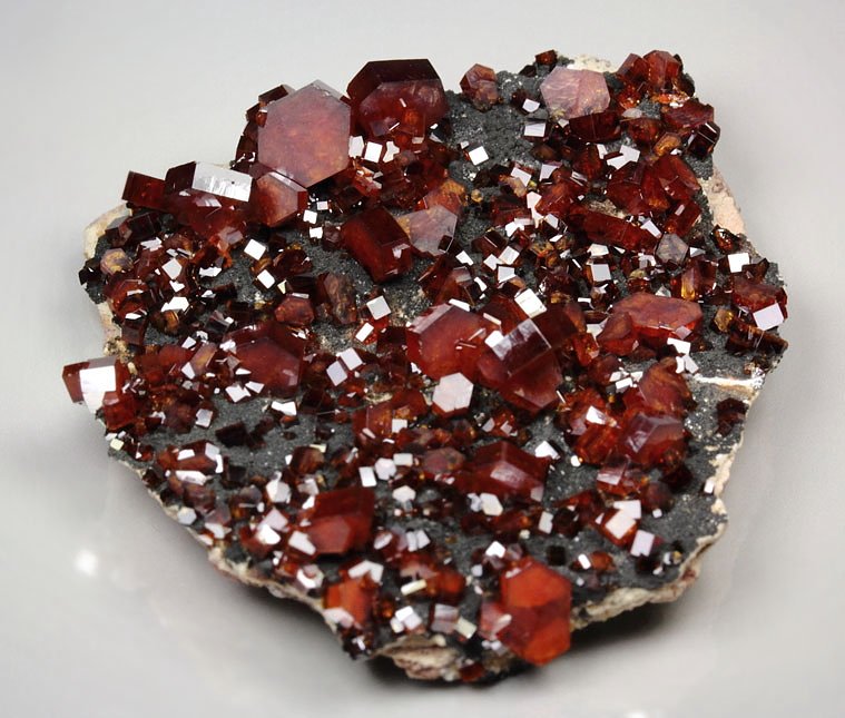 gemmy VANADINITE