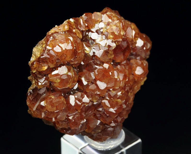 gem GARNET var. SPESSARTINE