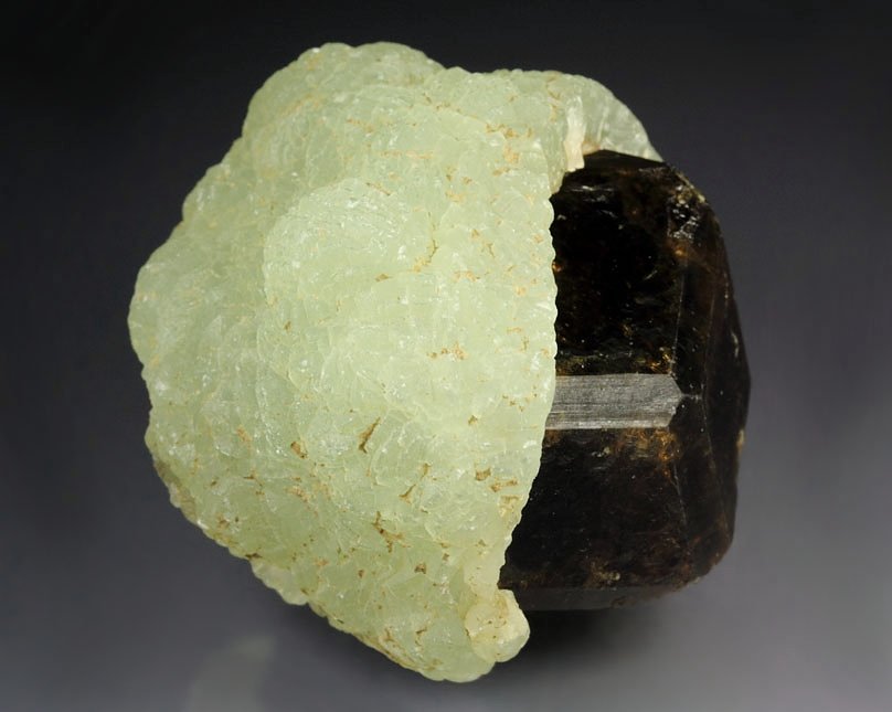 GARNET var. ANDRADITE, PREHNITE