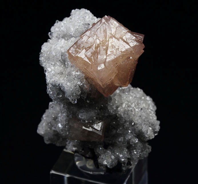 OLMIITE, CALCITE 