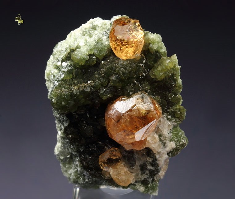 gem GARNET var. GROSSULAR, CLINOCHLORE