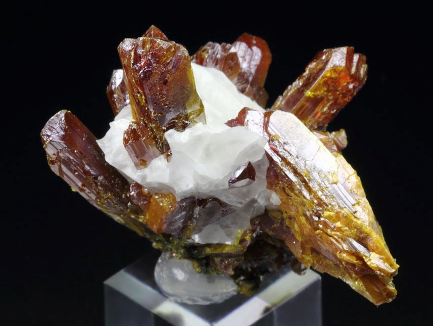 ORPIMENT, CALCITE