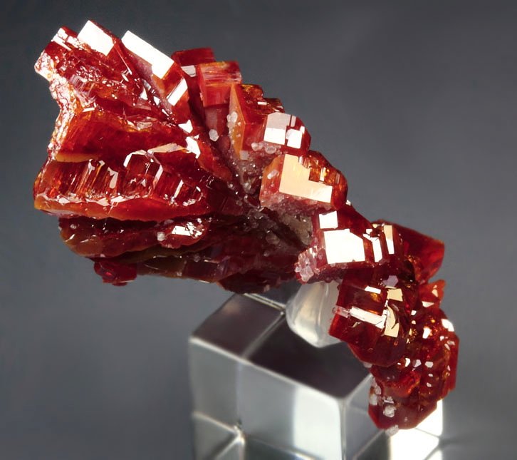 gemmy VANADINITE spiral