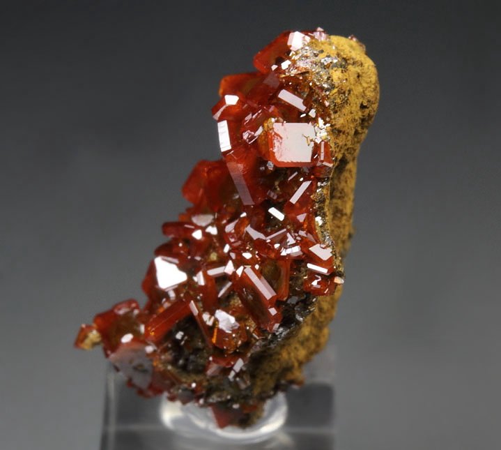 WULFENITE