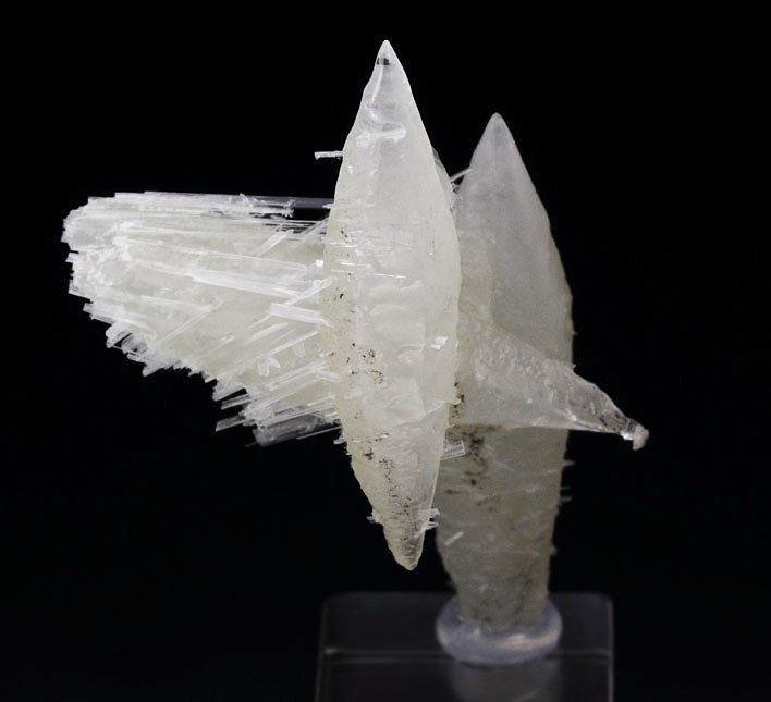 bi-terminated CALCITE, SCOLECITE