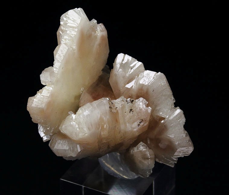 twinned CERUSSITE