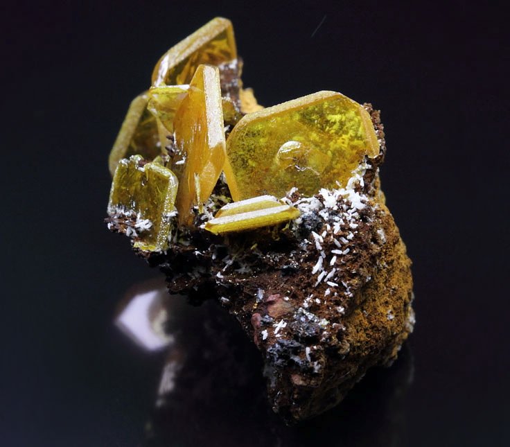 WULFENITE