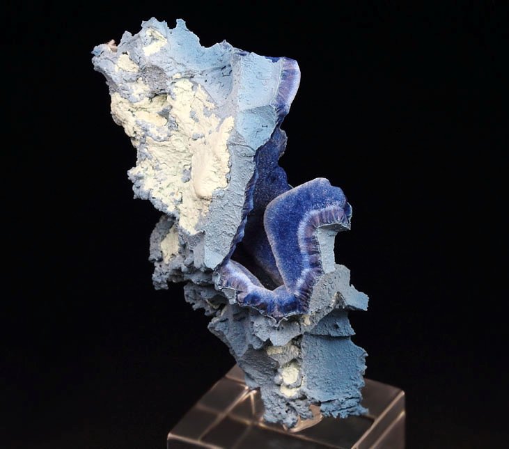 SHATTUCKITE