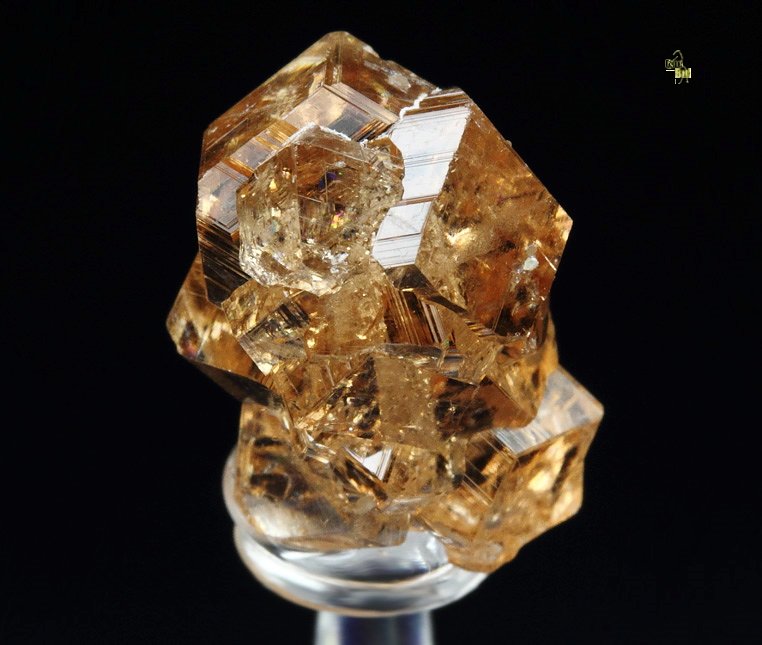 gem GARNET var. GROSSULAR