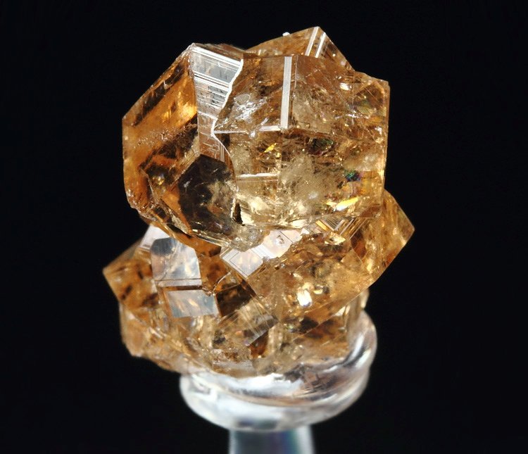 gem GARNET var. GROSSULAR