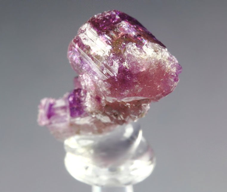 gem VESUVIANITE var. MANGANOAN, GARNET var. GROSSULAR