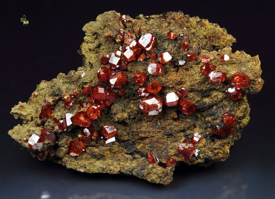 gemmy WULFENITE