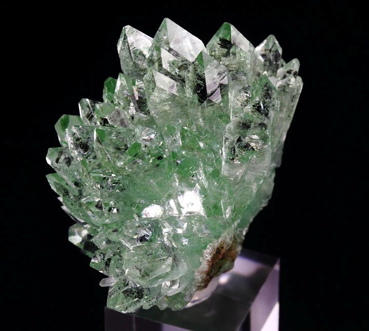 gem FLUORAPOPHYLLITE-(K)