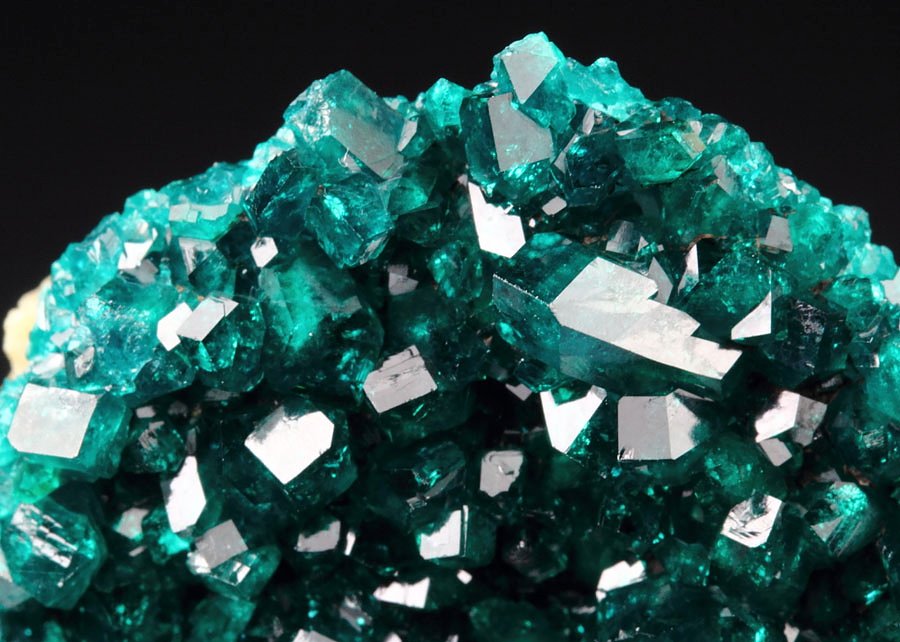 gem DIOPTASE, CALCITE