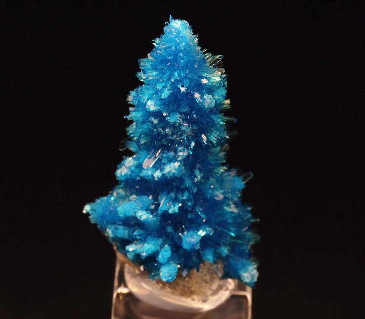 PENTAGONITE