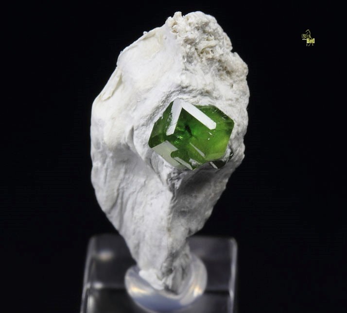 gem GARNET var. ANDRADITE var. DEMANTOID