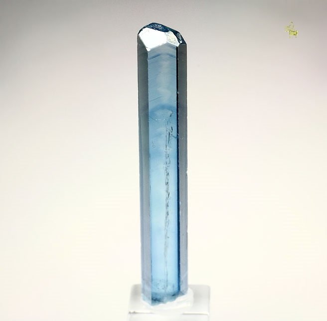 gem BERYL var. AQUAMARINE