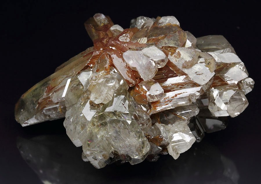 twinned CERUSSITE