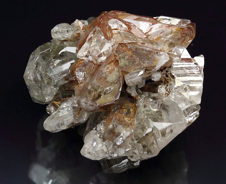 twinned CERUSSITE