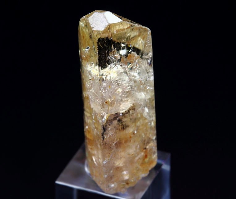 gem TOPAZ var. IMPERIAL TOPAZ