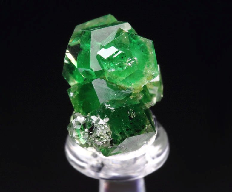 gem GARNET var. GROSSULAR var. CHROMIAN, CHROMITE
