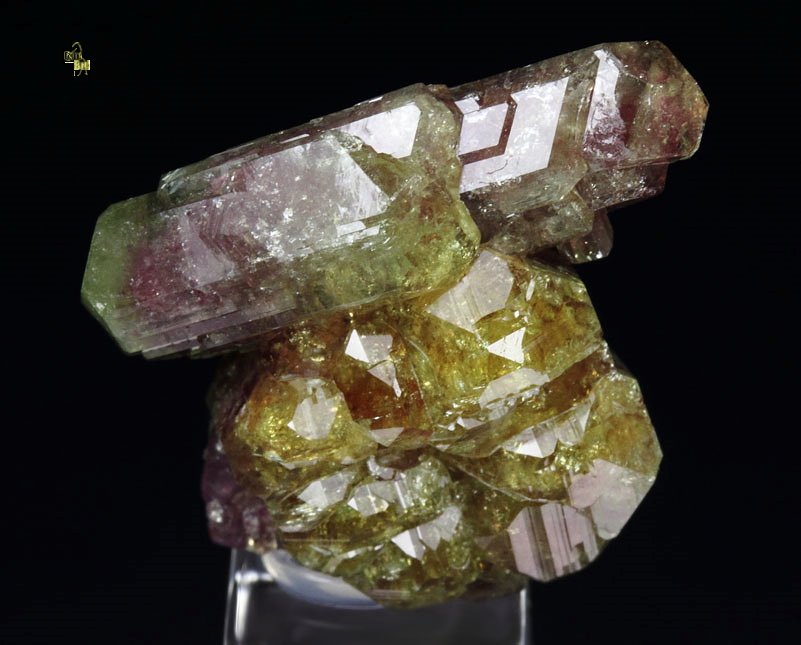 gem bi-terminated VESUVIANITE bi-color