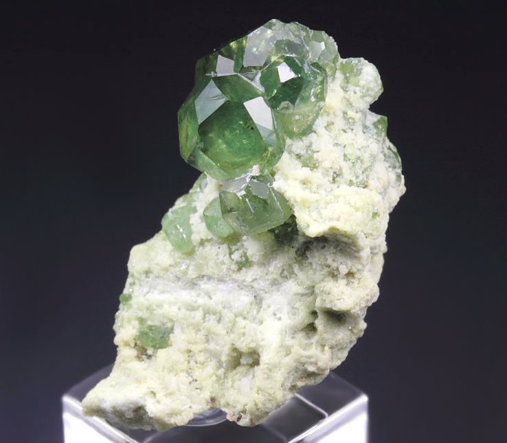 gem GARNET var. ANDRADITE var. DEMANTOID