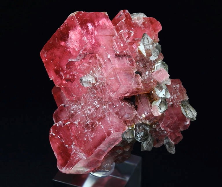 gem RHODOCHROSITE, QUARTZ