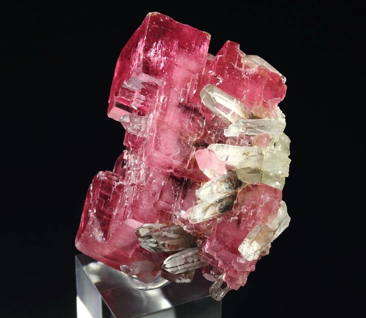 gem RHODOCHROSITE, QUARTZ