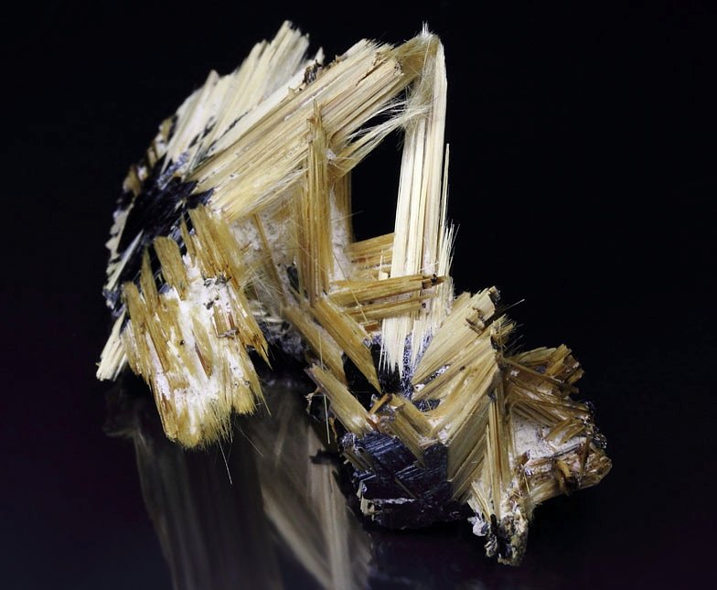 RUTILE, HEMATITE