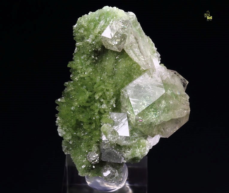 gem colorless GARNET var. GROSSULAR, DIOPSIDE