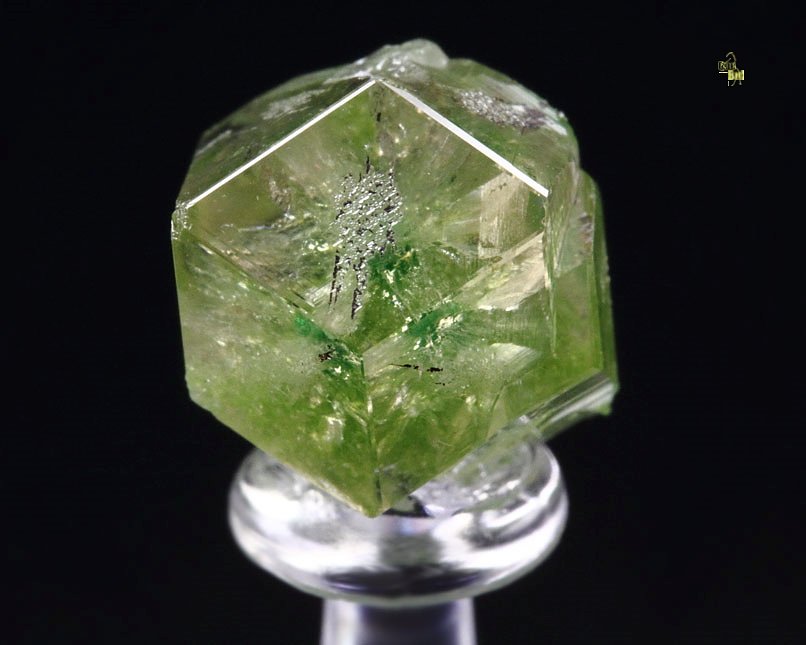 gem GARNET var. GROSSULAR with GREEN CHROMIAN PHANTOM