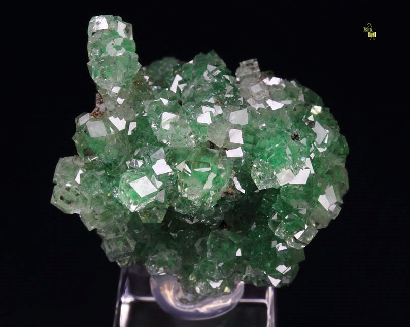 gem GARNET var. GROSSULAR with GREEN CHROMIAN PHANTOMS