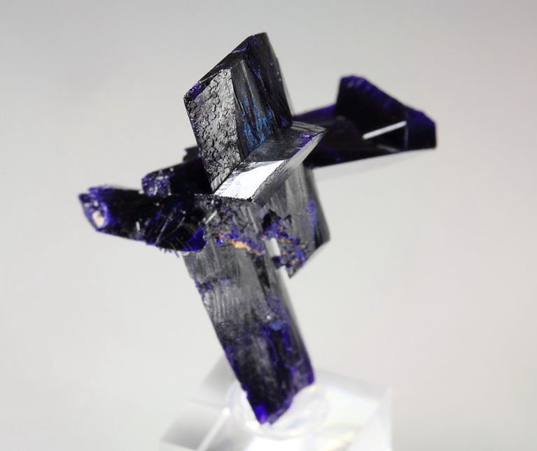 bi-terminated AZURITE twinned 