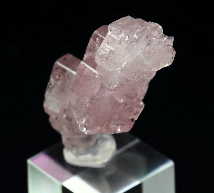 pink gem FLUORAPATITE