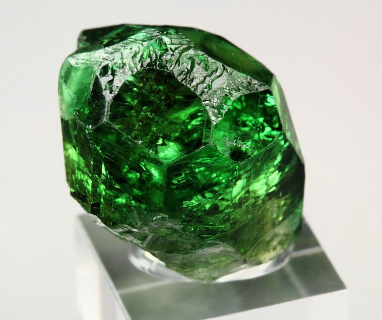 gem TOURMALINE var. CHROME TOURMALINE