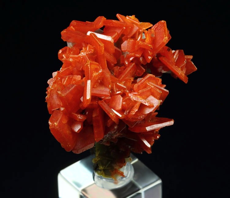 WULFENITE