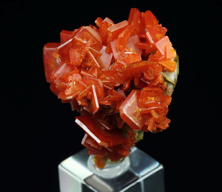 WULFENITE