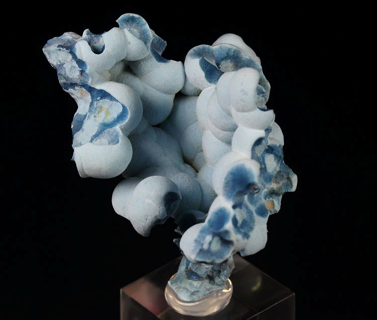 SHATTUCKITE