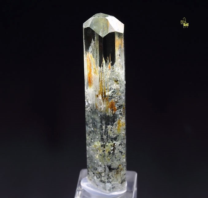 gem BERYL var. AQUAMARINE with HEMATITE inclusions