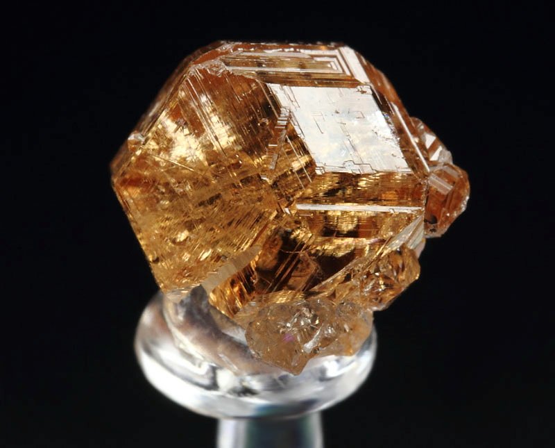 gem GARNET var. GROSSULAR