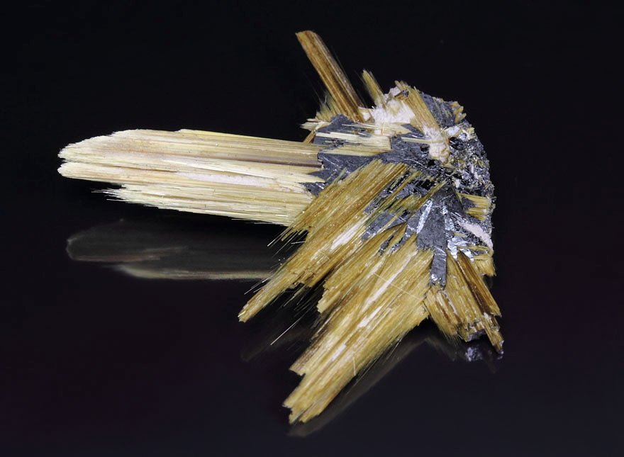 RUTILE, HEMATITE