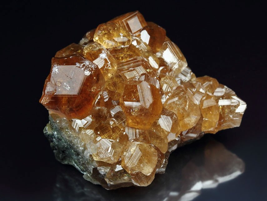 gem GARNET var. GROSSULAR