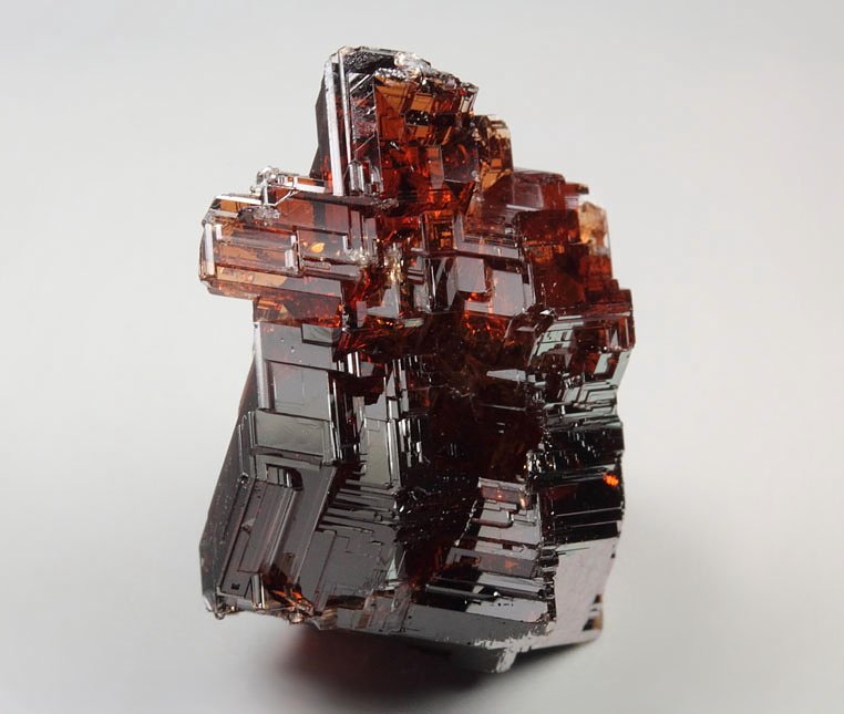 gem GARNET var. SPESSARTINE